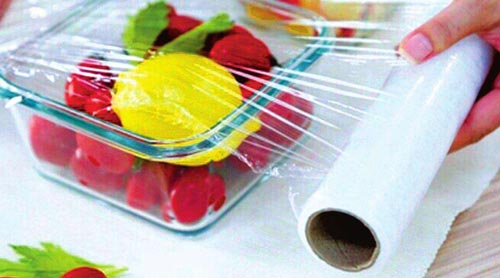 食品塑料保鮮膜透氣性能不達標,內部密封的食物仍然會發霉變質 食品塑料保鮮膜透氣性能不達標,內部密封的食物仍然會發霉變質